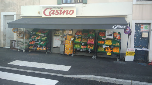 Petit Casino à Brenthonne