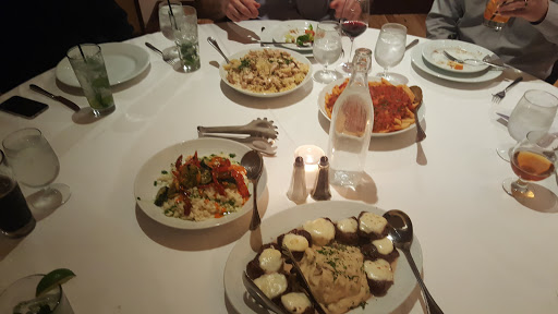 American Restaurant «Pinstripes», reviews and photos, 1150 Willow Rd, Northbrook, IL 60062, USA