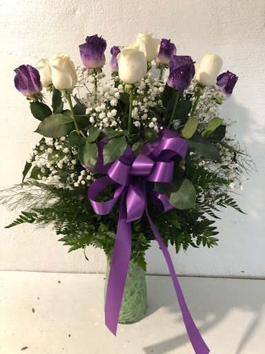 Florist «Livernois-Davison Florist», reviews and photos, 13517 Livernois Ave, Detroit, MI 48238, USA