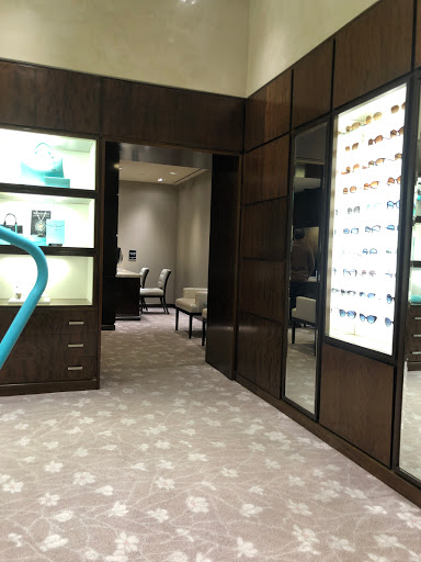 Jewelry Store «Tiffany & Co.», reviews and photos, 301 Nichols Rd, Kansas City, MO 64112, USA