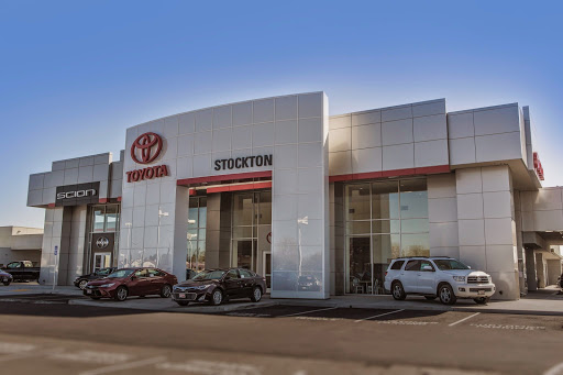 Toyota Dealer «Toyota Town of Stockton», reviews and photos, 2150 E Hammer Ln, Stockton, CA 95210, USA