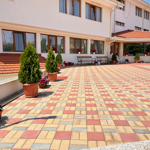 ул. Пейо Яворов 19, 2060 Вакарел