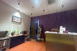 Purple Salon and Spa image