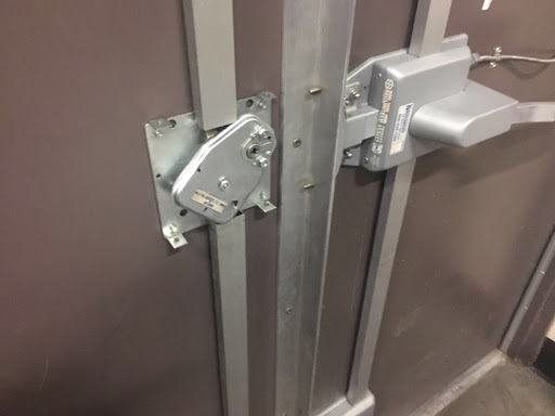 Locksmith «Zip Locksmith», reviews and photos, 35400 Pacific Hwy S, Federal Way, WA 98003, USA