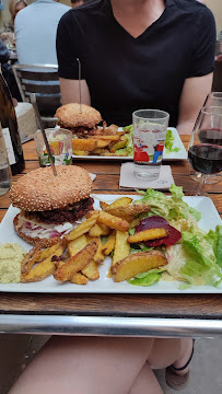 Hamburger du Restaurant végétarien Les petits fourneaux à Die - n°10