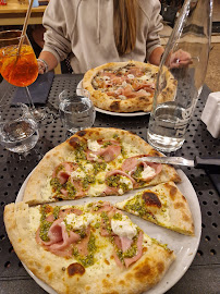 Pizza du Restaurant LA FOCACCIA à Porto-Vecchio - n°5