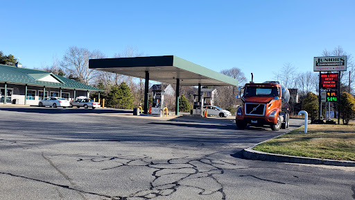 Juniors Convenience Store