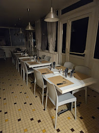 Atmosphère du Restaurant Traiteur Le Pilaout à Saint-Lyé - n°10