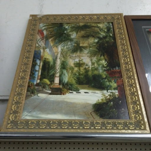 Thrift Store «Community Thrift Store», reviews and photos, 6015 Edgewater Dr, Orlando, FL 32810, USA