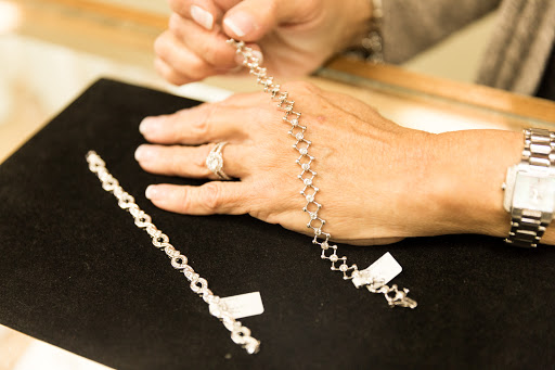 Jeweler «Scarab Jewelers», reviews and photos, 166 E Main St, East Islip, NY 11730, USA