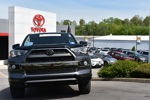 Used Car Dealer «Team Toyota», reviews and photos, 905 Brady Ave, Steubenville, OH 43952, USA