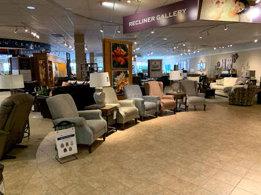 Furniture Store «La-Z-Boy Furniture Galleries», reviews and photos, 7790 Mentor Ave, Mentor, OH 44060, USA