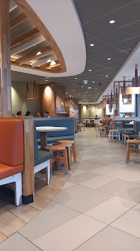 Atmosphère du Restauration rapide McDonald's à Longuenesse - n°12