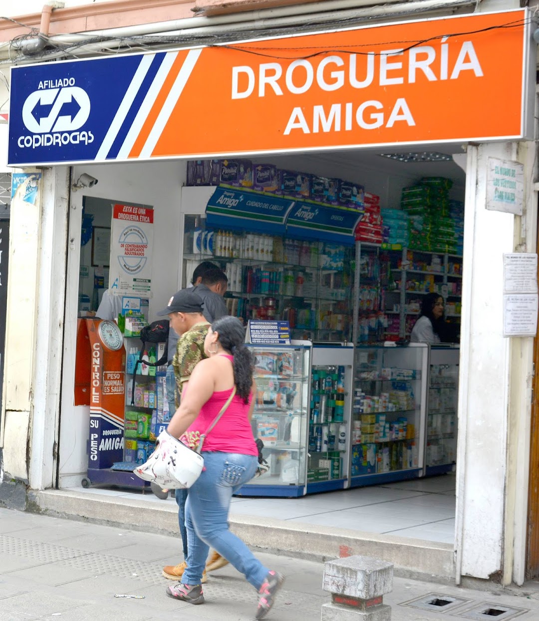 DROGUERIA AMIGA SANTA ROSA DE CABAL