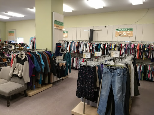 Thrift Store «Sister Carmen Community Center Thrift Store - Shop 9am-6pm, Donate 9am-5pm», reviews and photos