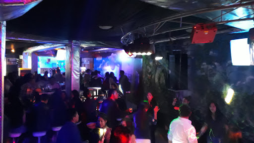 Nightclubs with terrace in La Paz