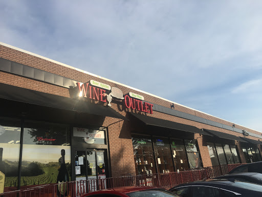 Wine Store «Wine Outlet», reviews and photos, 10 Meadowlands Pkwy, Secaucus, NJ 07094, USA