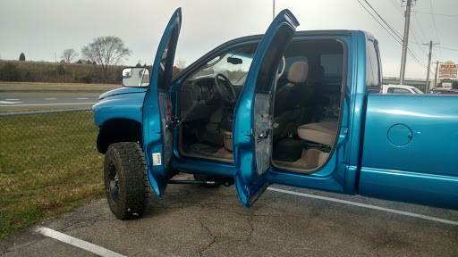 Auto Body Shop «Maaco Collision Repair & Auto Painting», reviews and photos, 1062 Lafferty Ln, Dover, DE 19901, USA