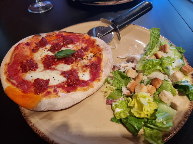 Reviews of Little Wing Pizzeria in Belfast - Pizza