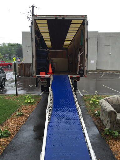 Moving and Storage Service «Two Men and a Truck», reviews and photos, 5280 W 74th St, Edina, MN 55439, USA