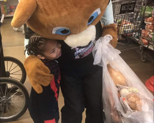 Grocery Store «So Low Grocery Outlet», reviews and photos, 3111 N Emerson Ave, Minneapolis, MN 55411, USA