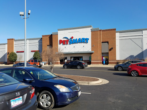 Pet Supply Store «PetSmart», reviews and photos, 3351 Jefferson Davis Hwy, Alexandria, VA 22305, USA