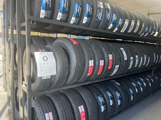 Tire Shop «Oneonta Tire Center», reviews and photos, 302 2nd Ave E, Oneonta, AL 35121, USA