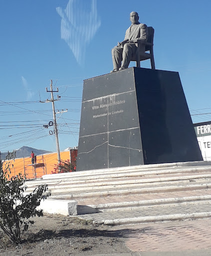 Monumento Vito Alessio Robles