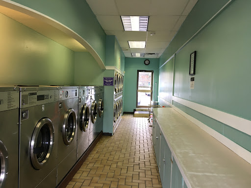 Laundromat «Newtonville Laundromat», reviews and photos, 329 Walnut St, Newtonville, MA 02460, USA