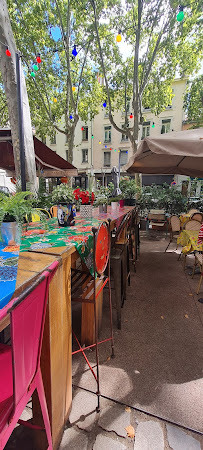 Atmosphère du Restaurant français L'assiette Sur La Place à Lyon - n°6