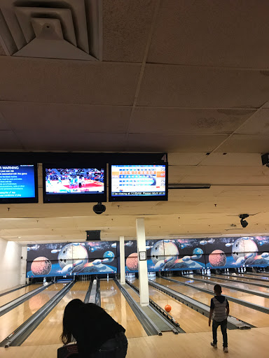 Bowling Alley «Miracle Lanes», reviews and photos, 4045 William Penn Hwy, Monroeville, PA 15146, USA