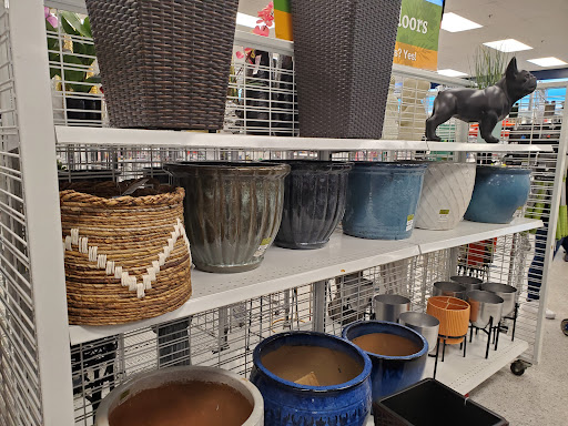 Clothing Store «Ross Dress for Less», reviews and photos, 926 Airport Center Rd, Allentown, PA 18109, USA