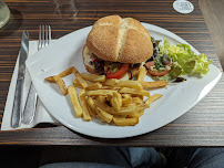 Sandwich au poulet du Restaurant français Restaurant Brasserie Bar La Crémaillère à Saint-Laurent-sur-Mer - n°13