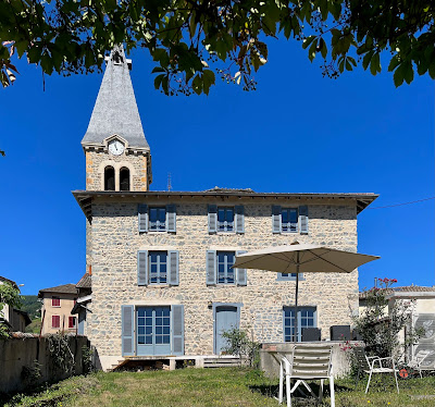 La maison sous l'église à Marchampt