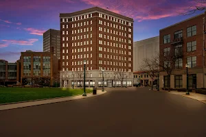 Best Western Syracuse Downtown Hotel And Suites image