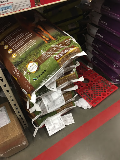 Home Improvement Store «Tractor Supply Co.», reviews and photos, 100 Tractor Ln, Gibsonia, PA 15044, USA