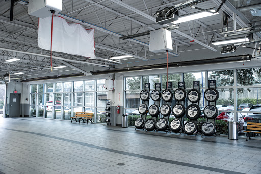 Acura Dealer «Goodson Acura of Dallas», reviews and photos, 4801 Lemmon Ave, Dallas, TX 75219, USA