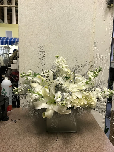 Florist «Flowers By Pouparina», reviews and photos, 1868 W Flagler St, Miami, FL 33135, USA