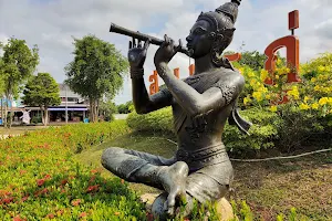 Sunthon Phu Monument image
