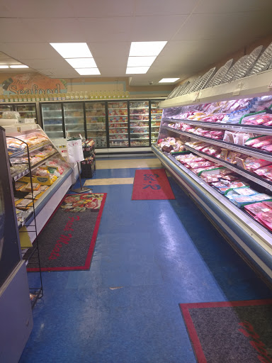 Grocery Store «Bet-R Neighborhood Market», reviews and photos, 2812 Kalurah St, Baton Rouge, LA 70808, USA