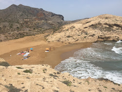 Foto di Cala Dorada con baia piccola