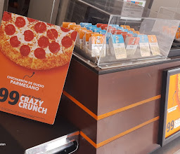 Little Caesars Sucursal Industrial photo
