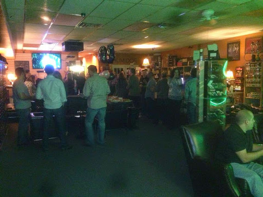 Tobacco Shop «Orange Cigar & More», reviews and photos, 278 Boston Post Rd, Orange, CT 06477, USA