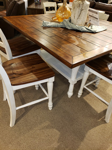 Furniture Store «Ashley HomeStore», reviews and photos, 1715 E Independence St, Springfield, MO 65804, USA