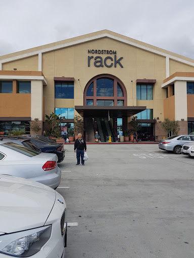 Clothing Store «Ross Dress for Less», reviews and photos, 241 N Glendale Ave, Glendale, CA 91206, USA