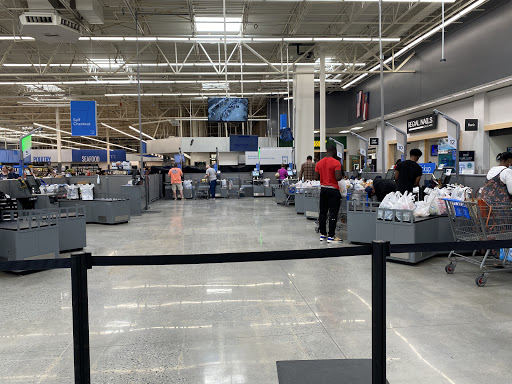 Department Store «Walmart Supercenter», reviews and photos, 340 Norman Dr, Valdosta, GA 31601, USA