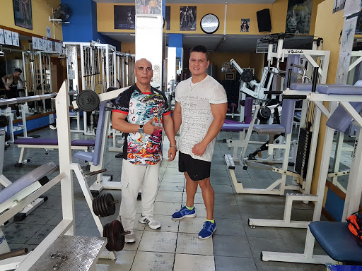 Gimnasio Fitness Mania en Badalona, Barcelona