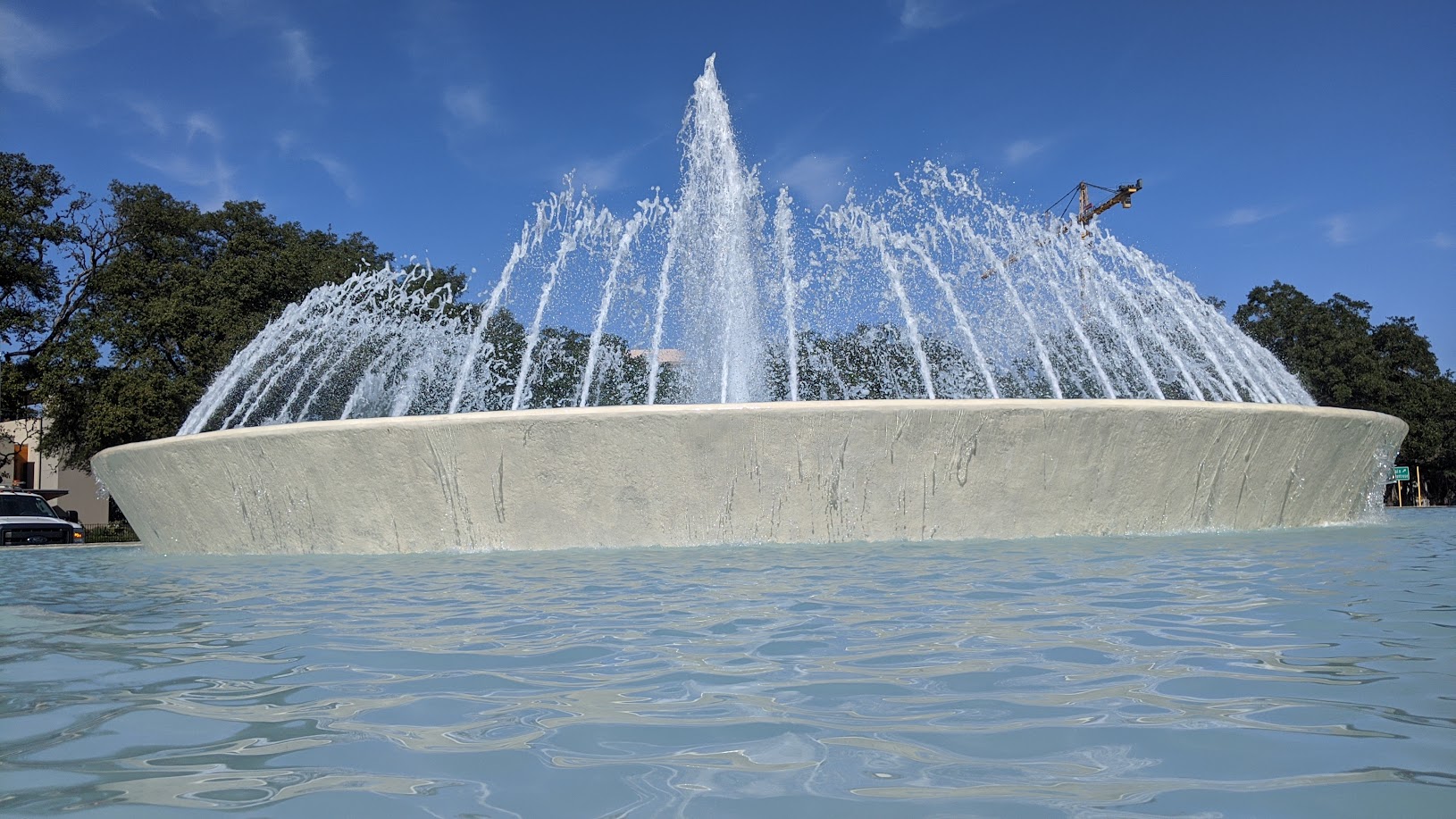 Mecom Fountain