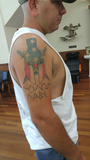 Barber Shop «Lake Eustis Barber Shop», reviews and photos, 108 N Bay St, Eustis, FL 32726, USA