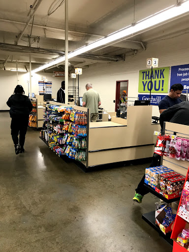 Thrift Store «Goodwill», reviews and photos